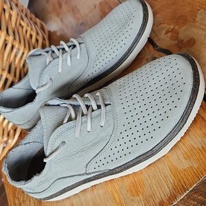 Merrell Women’s Sleet Gray Leather Oxford Sneaker Size 8.5